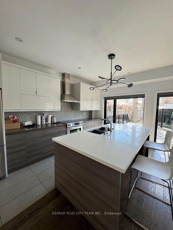 Photo 16 of 83 O'connor Drive, Toronto, Broadview North — HOMEH