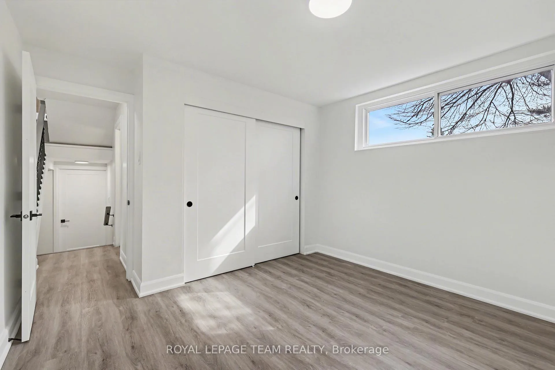 Photo 23 of 9 Greenwich Avenue, Ottawa, City View/Skyline/Fisher Heights/Parkwood Hills — HOMEH
