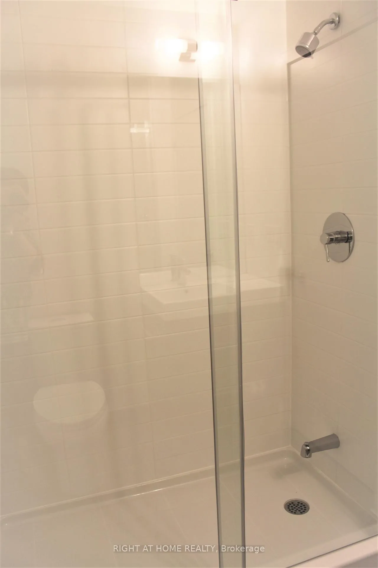 Photo 12 of Unit 1212, 66 Forest Manor Road, North York, Henry Farm — HOMEH