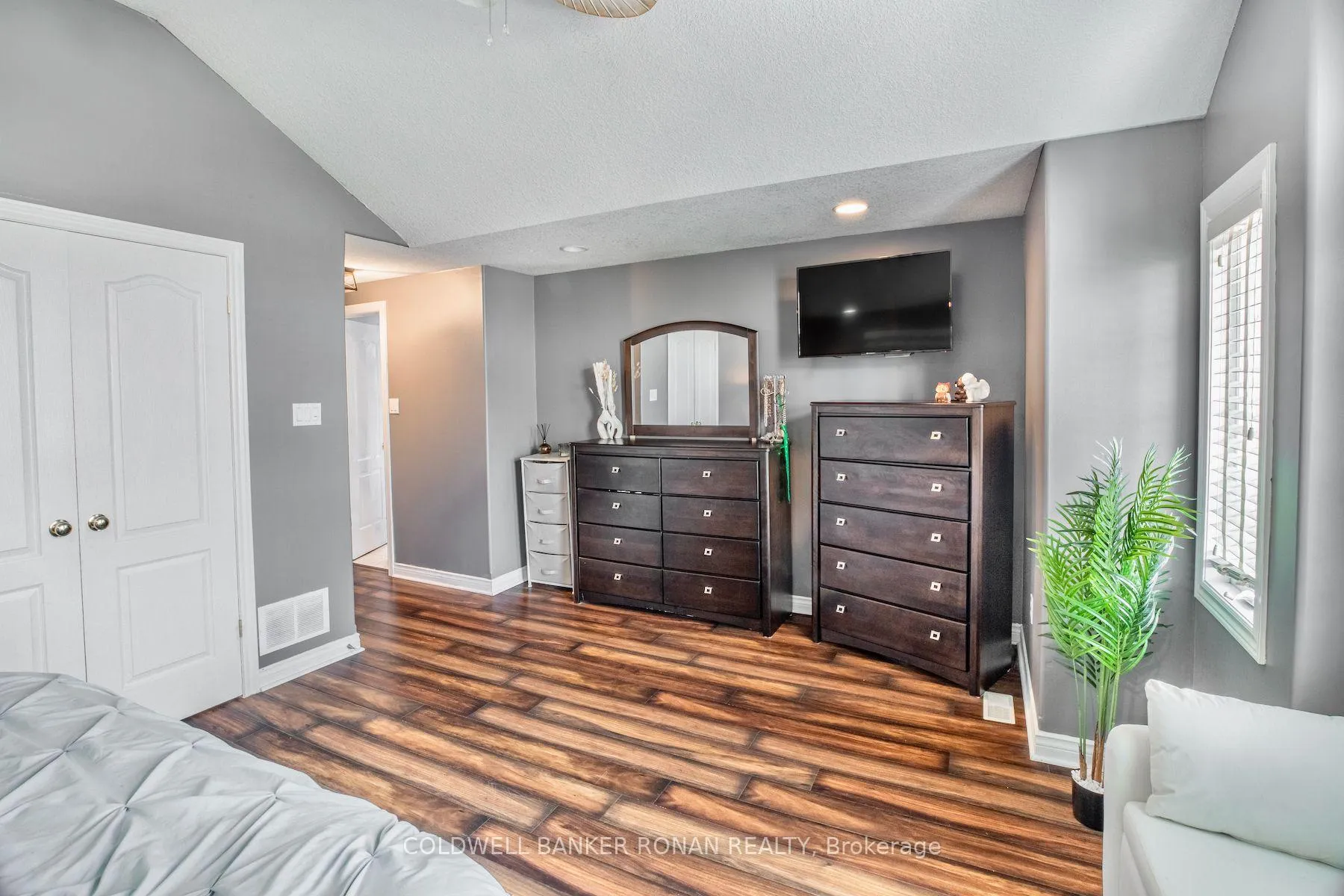 Photo 20 of 11 Shepard Avenue, New Tecumseth, Alliston — HOMEH