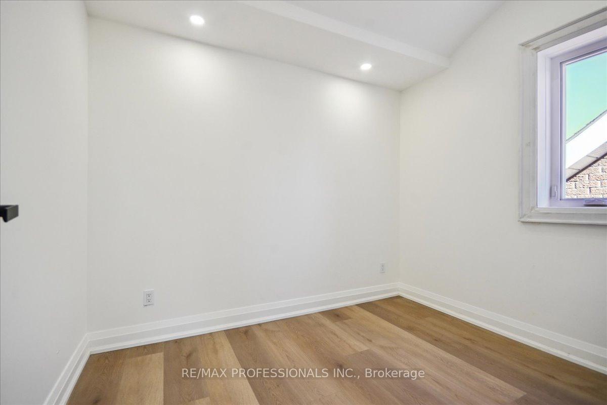 Photo 14 of Unit 3rd Floor, 134 Argyle Street, Toronto, Trinity-Bellwoods — HOMEH