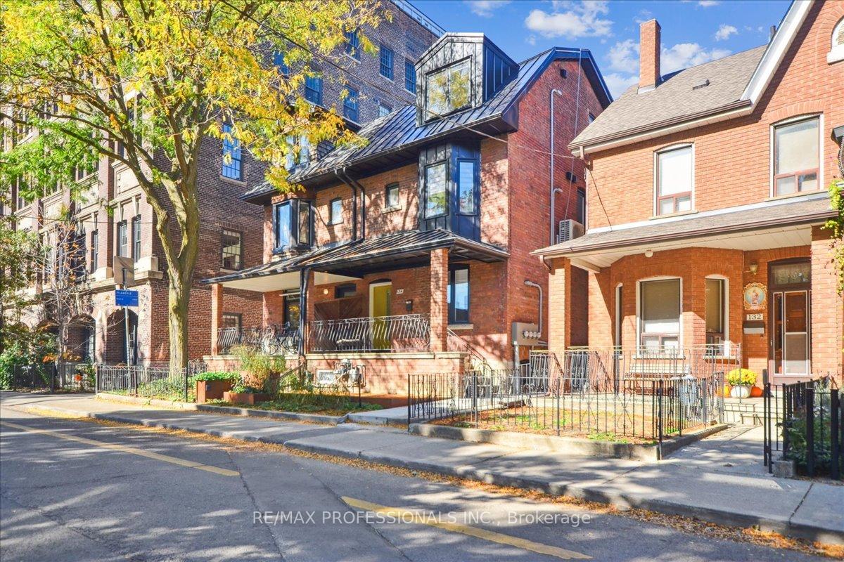 Photo 21 of Unit 3rd Floor, 134 Argyle Street, Toronto, Trinity-Bellwoods — HOMEH