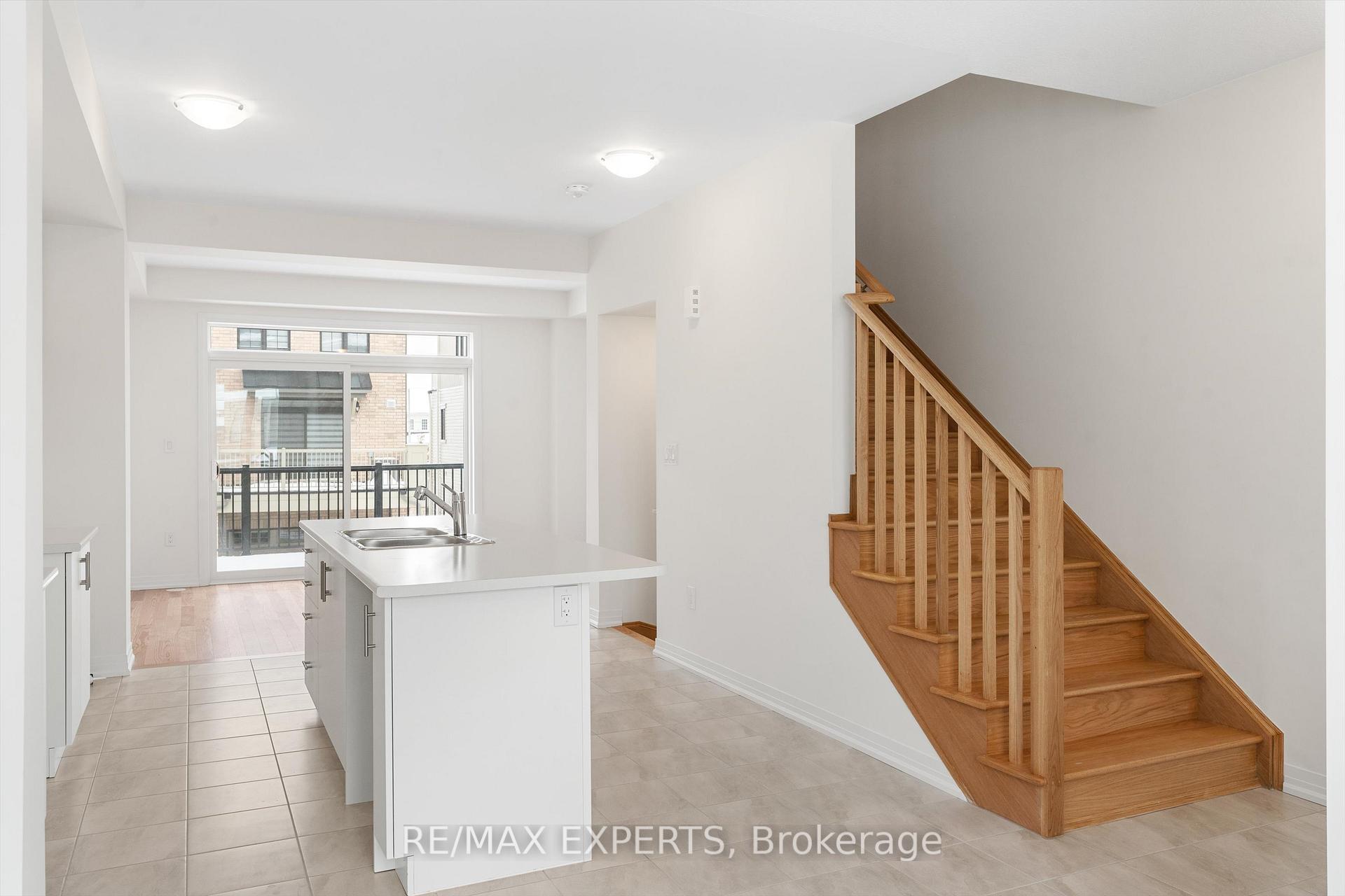 Photo 5 of 236 Melody Lane, Thorold, Hurricane/Merrittville — HOMEH