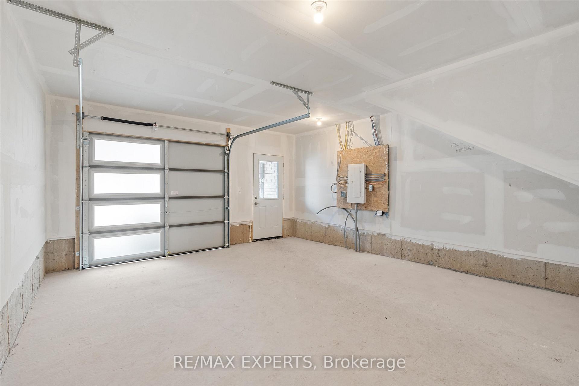 Photo 22 of 236 Melody Lane, Thorold, Hurricane/Merrittville — HOMEH