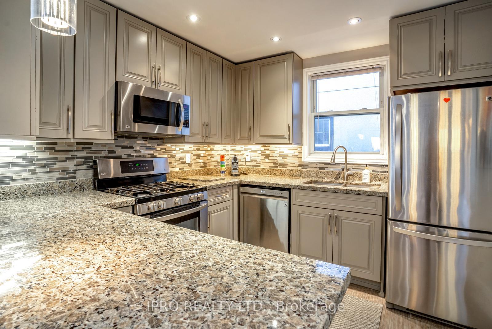 Photo 11 of 206 Donlands Avenue, Toronto, Danforth Village-East York — HOMEH