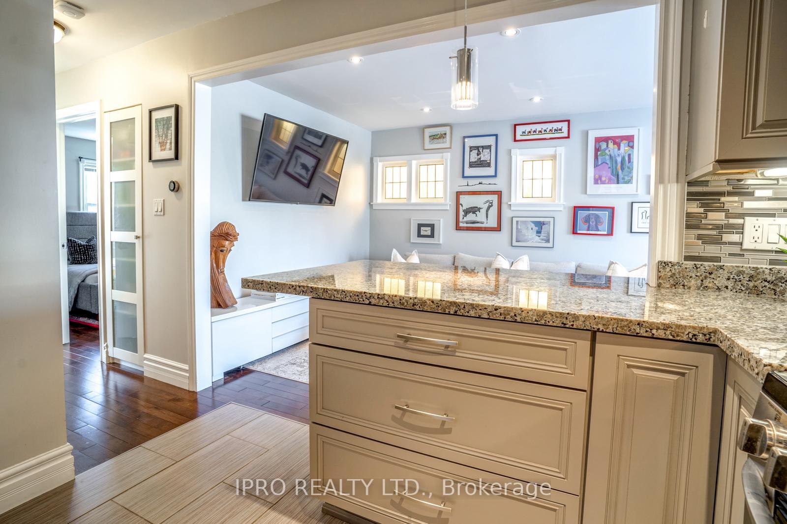 Photo 13 of 206 Donlands Avenue, Toronto, Danforth Village-East York — HOMEH