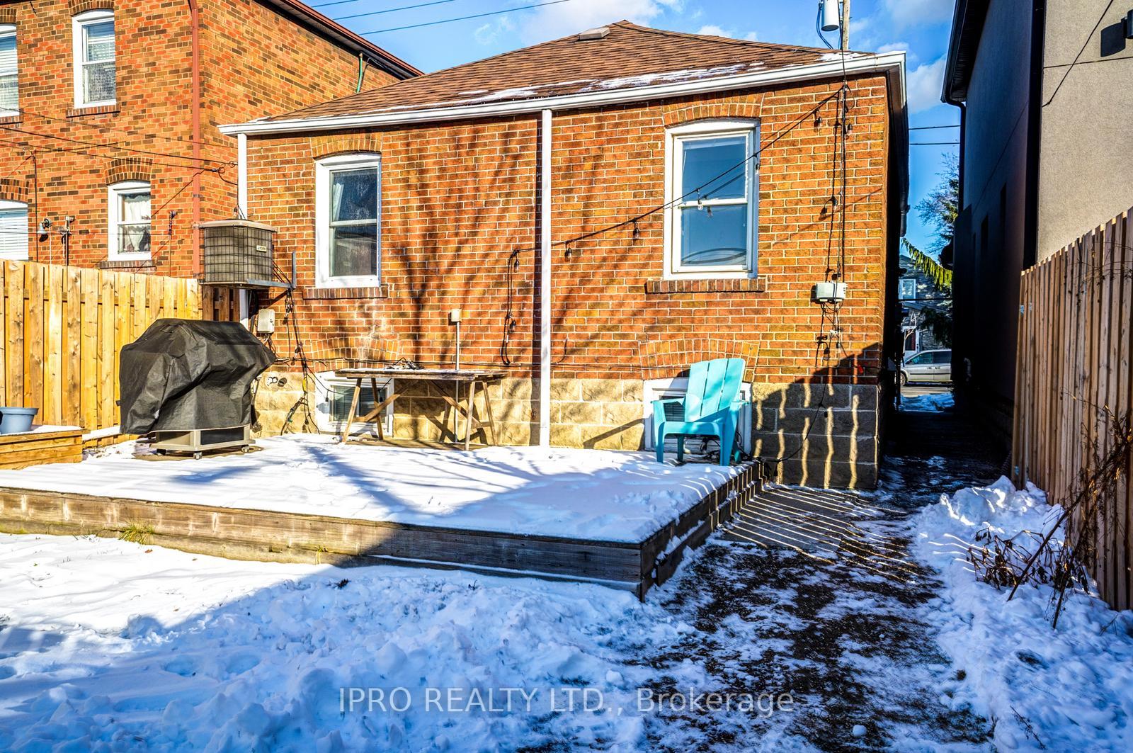 Photo 33 of 206 Donlands Avenue, Toronto, Danforth Village-East York — HOMEH