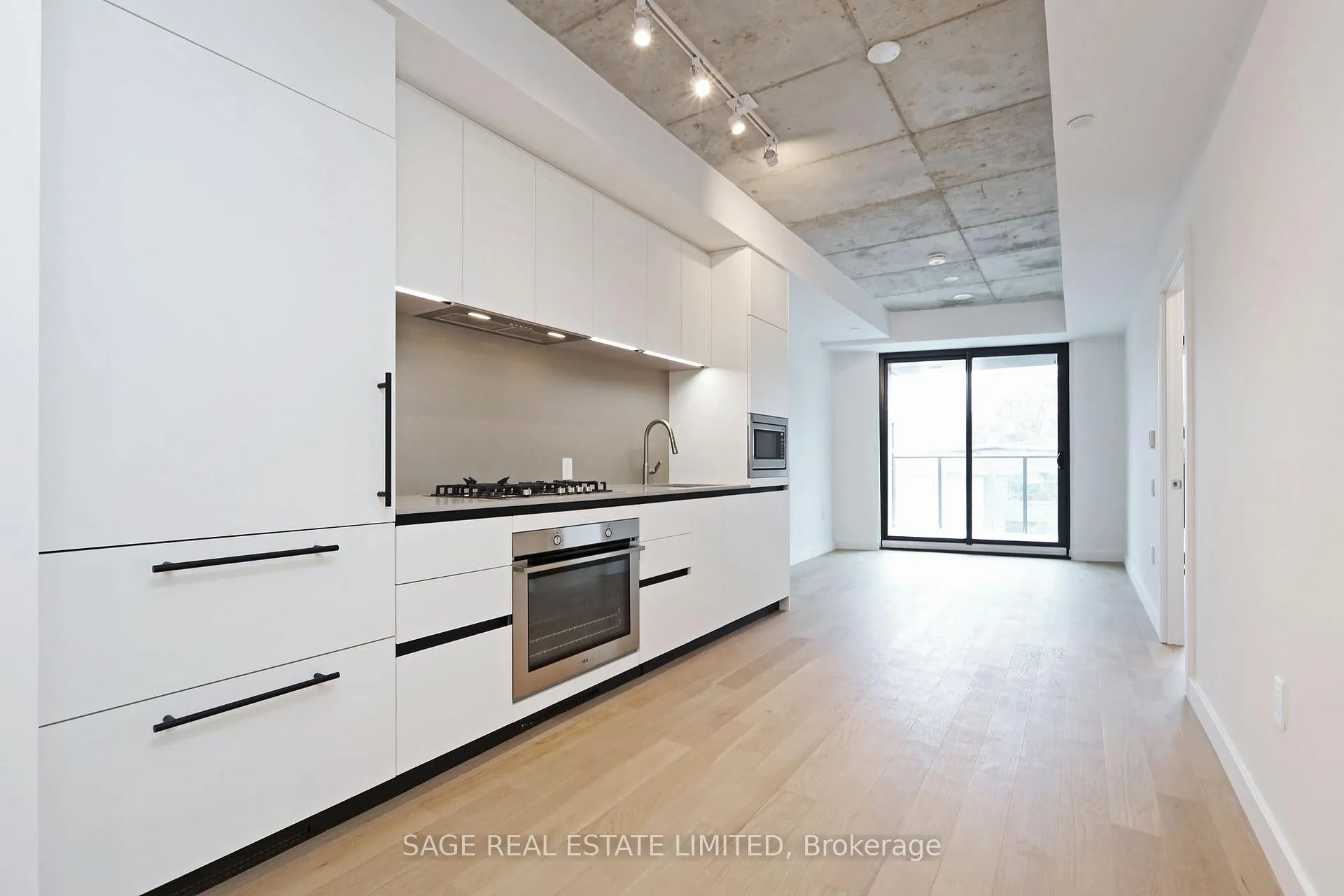 Photo 3 of Unit 417, 1720 Bayview Avenue, Toronto, Mount Pleasant East — HOMEH