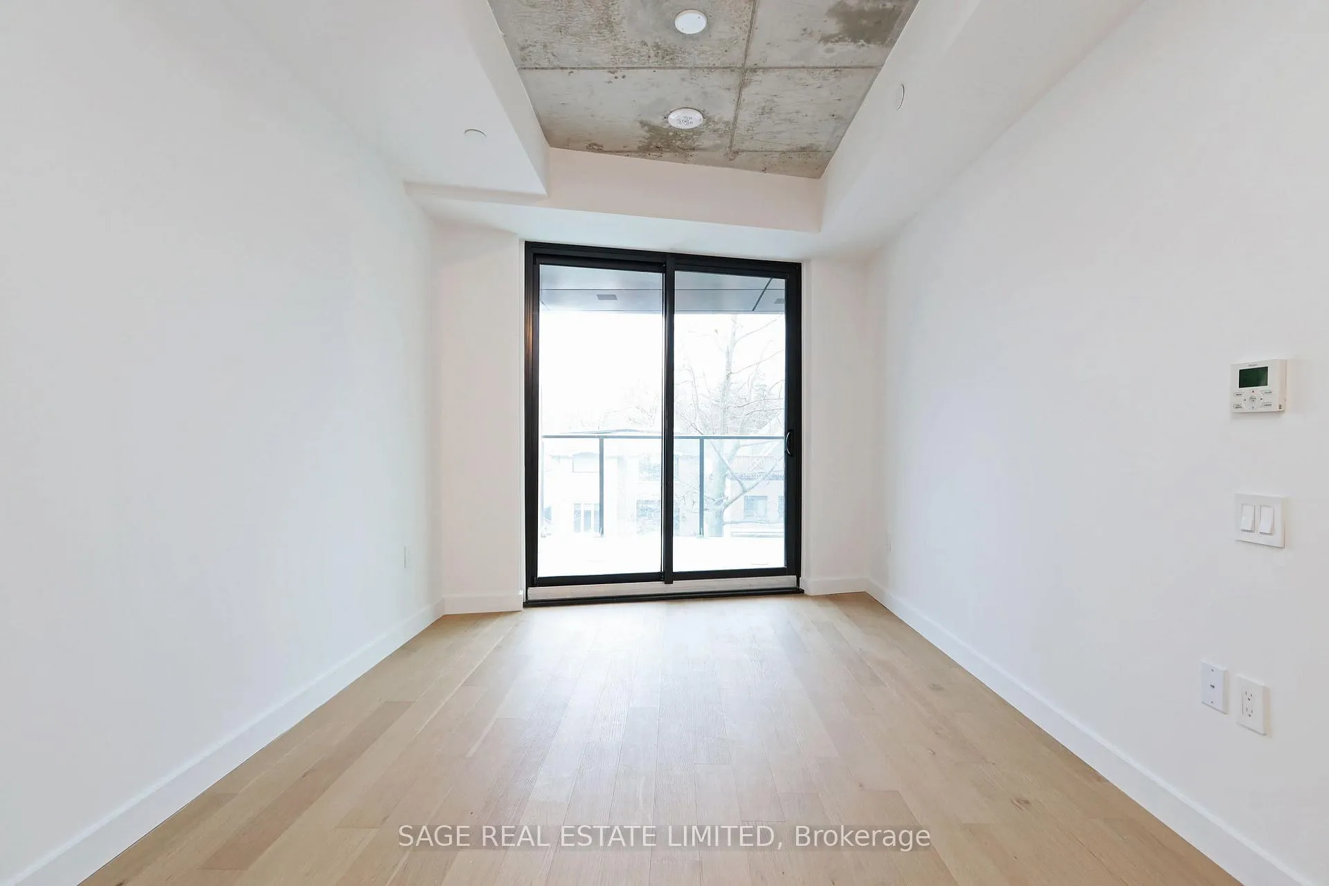 Photo 5 of Unit 417, 1720 Bayview Avenue, Toronto, Mount Pleasant East — HOMEH