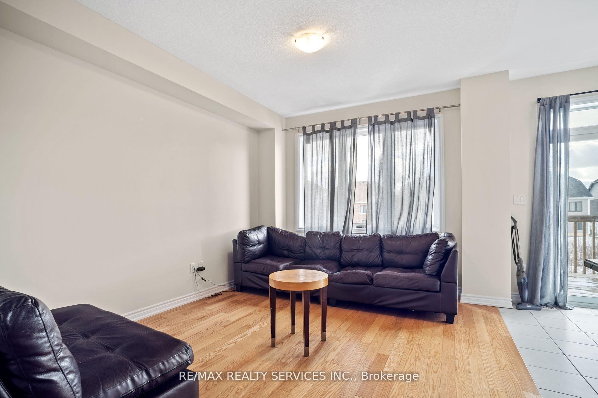 Photo 6 of 405 Vanilla Trail, Thorold, Rolling Meadows — HOMEH