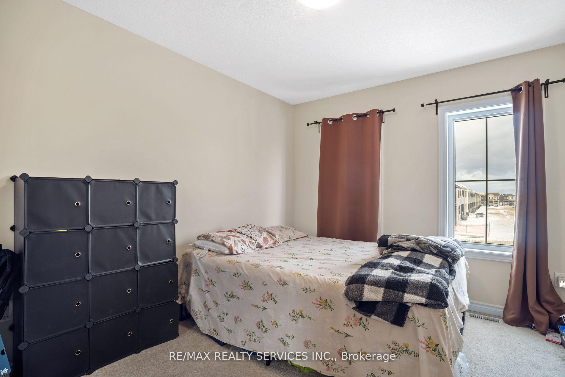 Photo 11 of 405 Vanilla Trail, Thorold, Rolling Meadows — HOMEH