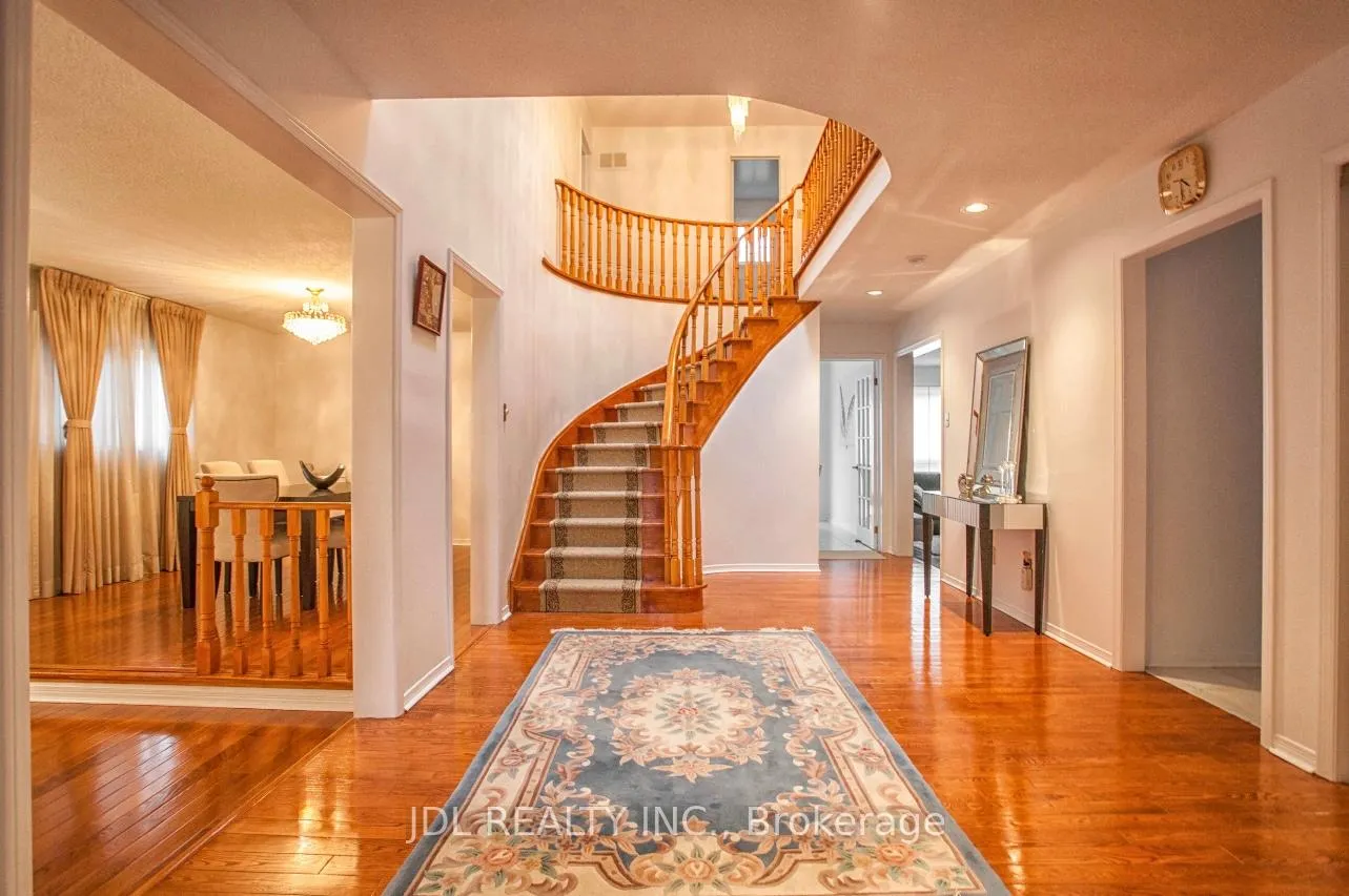 Front of Unit Unit AA, 101 Summerdale Dr