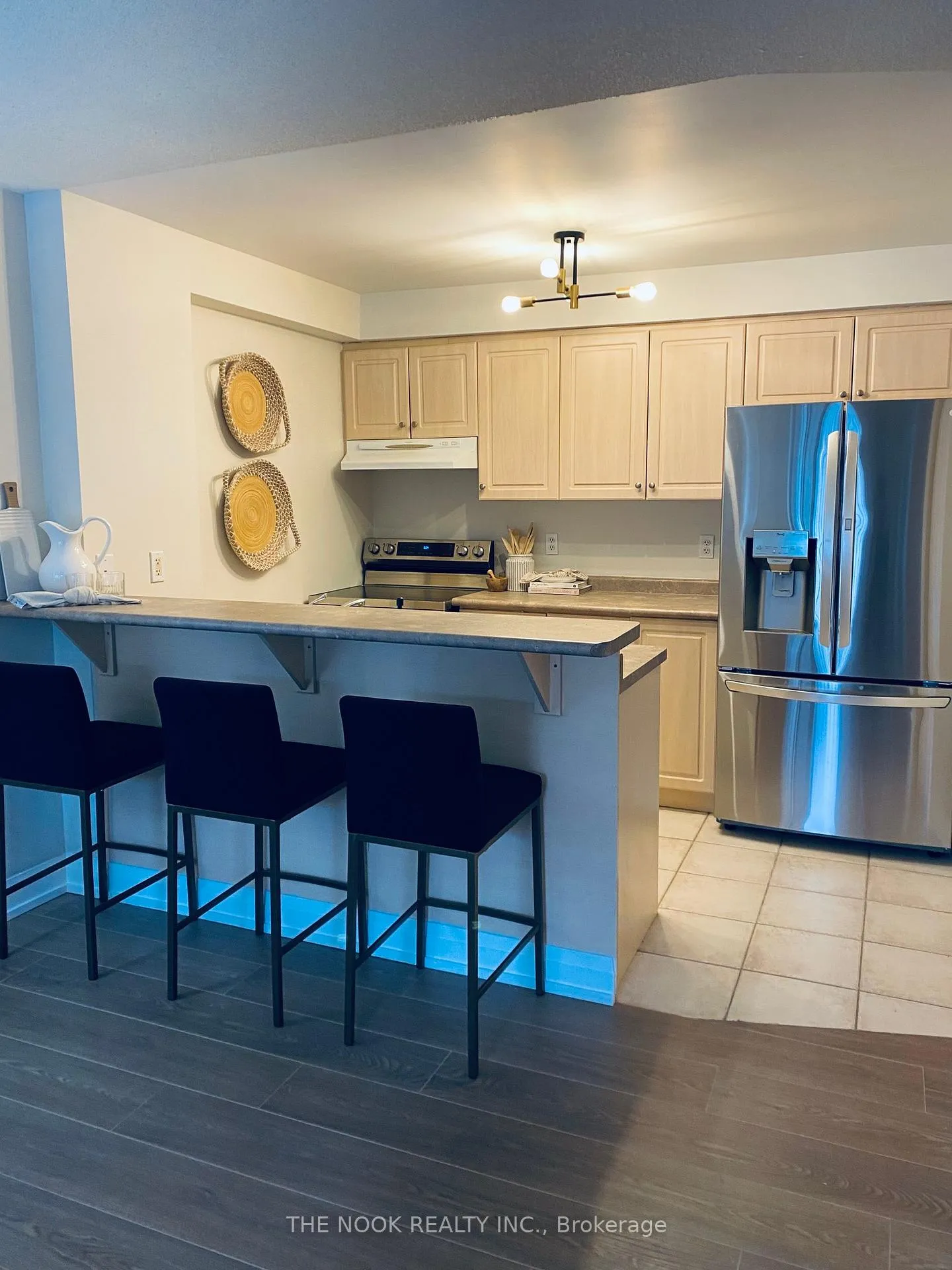 Photo 7 of Unit 310, 98 Aspen Springs Drive, Clarington, Bowmanville — HOMEH