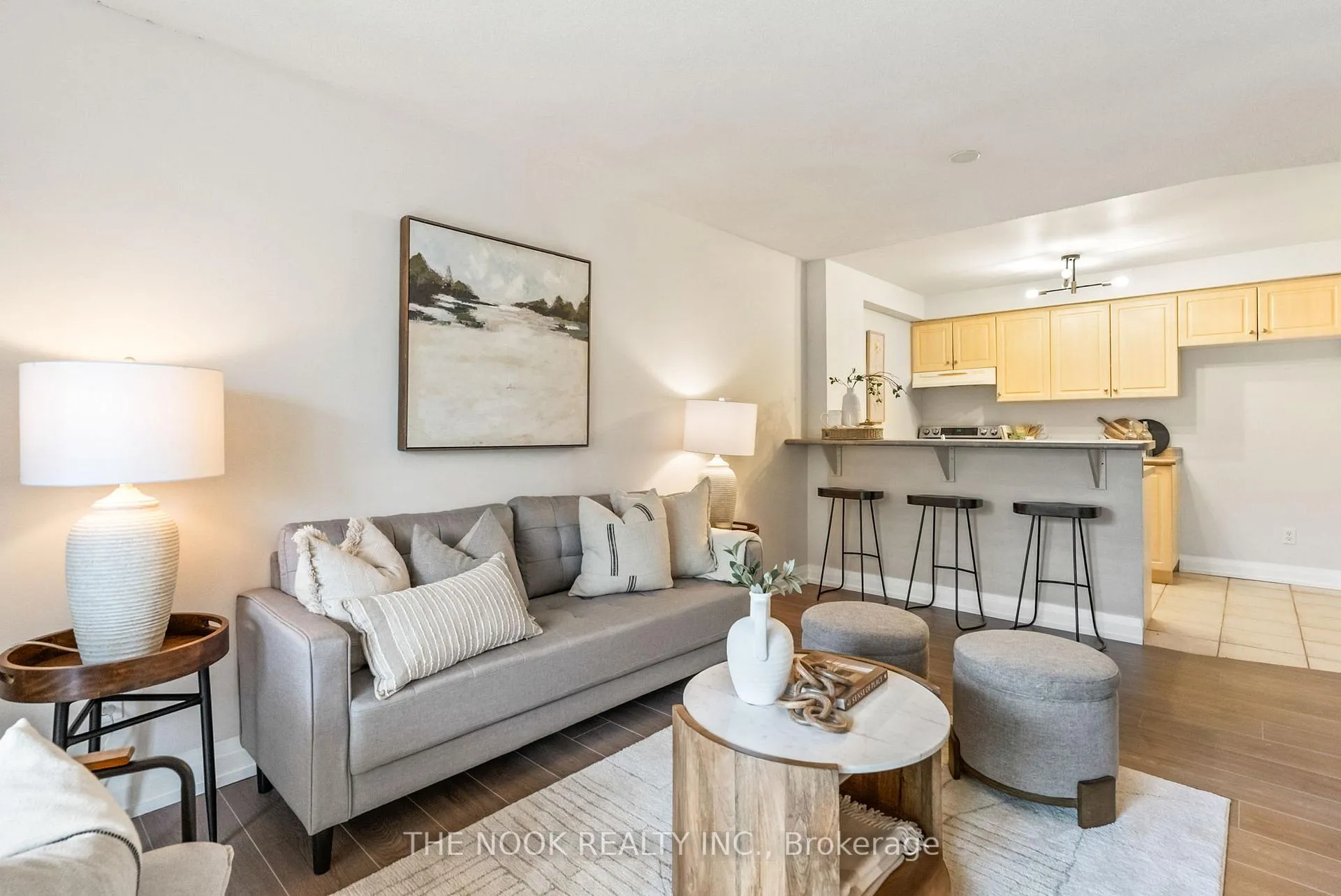 Photo 8 of Unit 310, 98 Aspen Springs Drive, Clarington, Bowmanville — HOMEH
