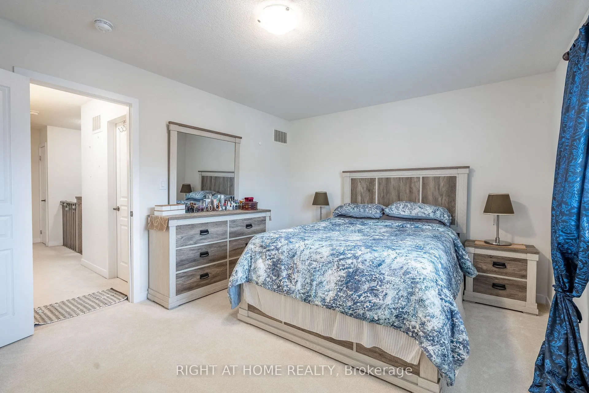 Photo 14 of 40 Hedges Crescent, Hamilton, Stoney Creek Mountain — HOMEH