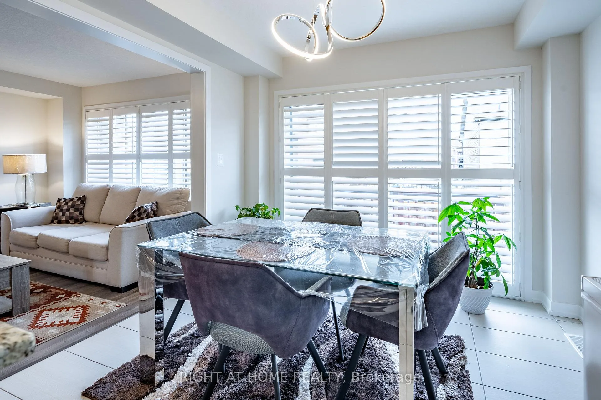 Photo 17 of 40 Hedges Crescent, Hamilton, Stoney Creek Mountain — HOMEH