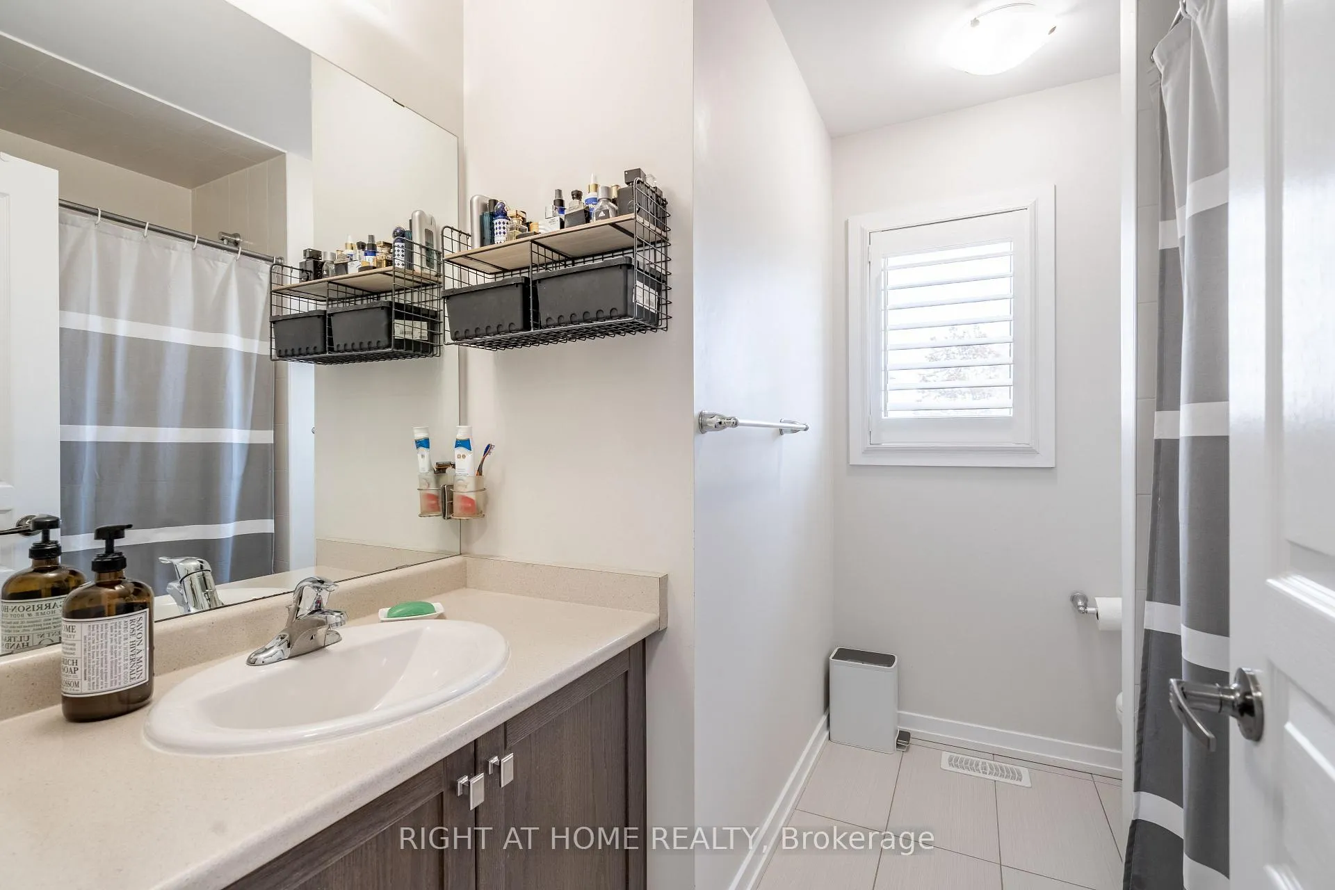 Photo 21 of 40 Hedges Crescent, Hamilton, Stoney Creek Mountain — HOMEH