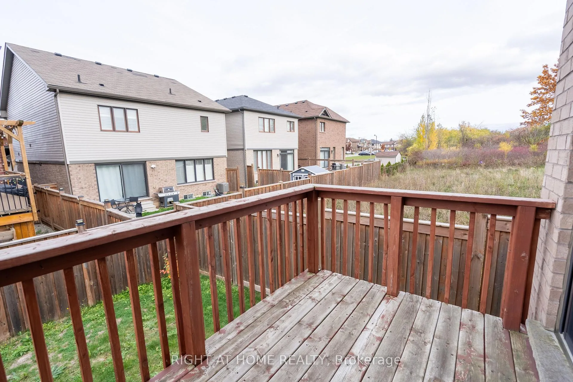 Photo 23 of 40 Hedges Crescent, Hamilton, Stoney Creek Mountain — HOMEH