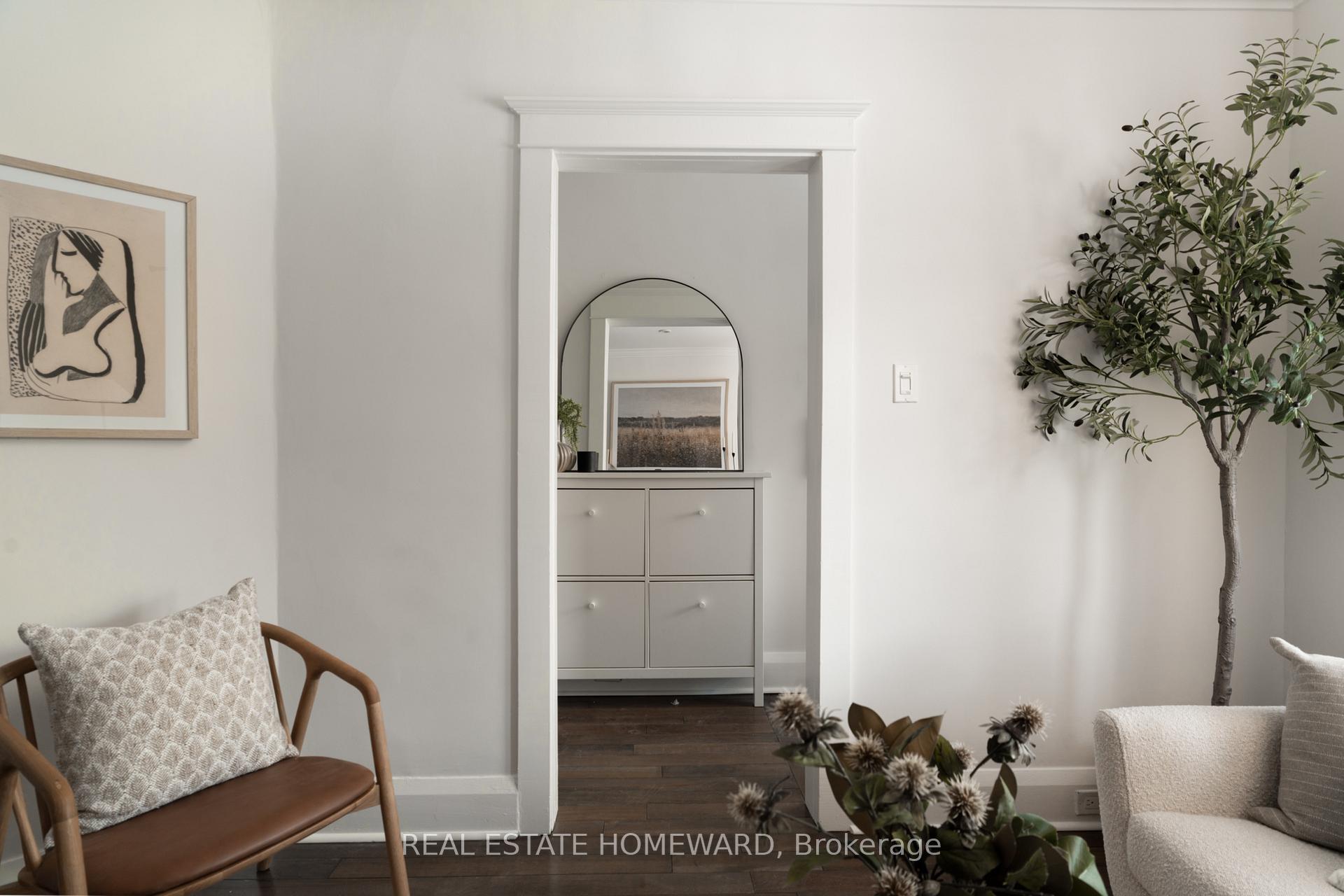 Photo 6 of 235 Springdale Boulevard, Toronto, Danforth Village-East York — HOMEH