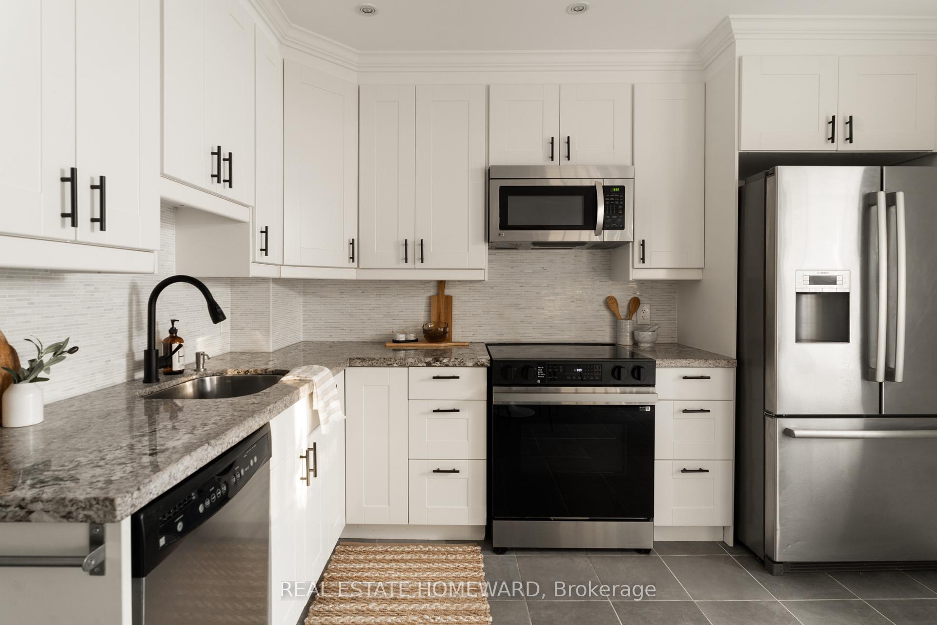 Photo 14 of 235 Springdale Boulevard, Toronto, Danforth Village-East York — HOMEH
