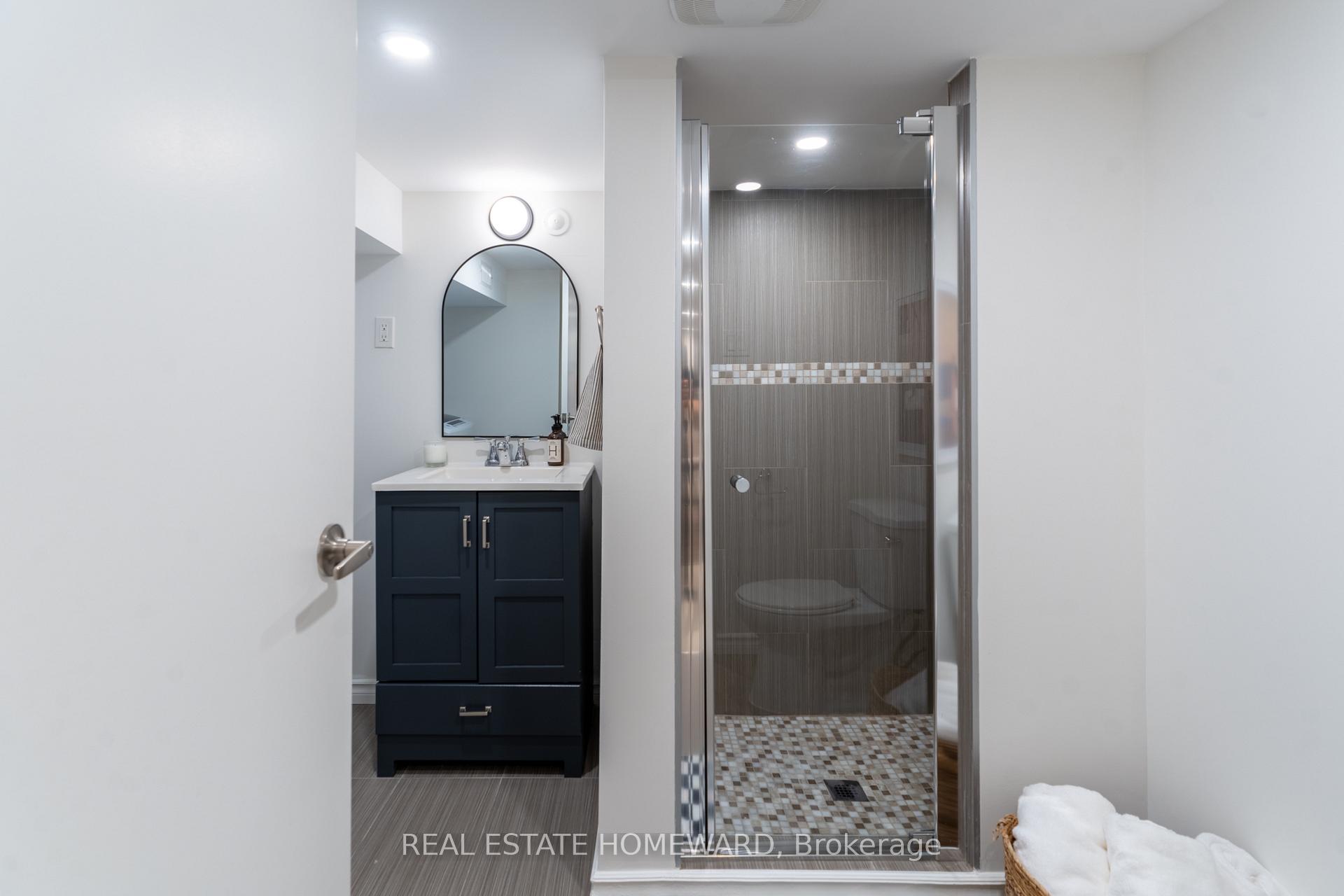 Photo 31 of 235 Springdale Boulevard, Toronto, Danforth Village-East York — HOMEH
