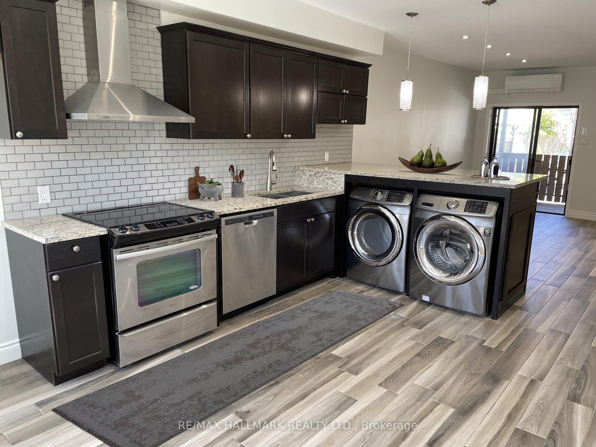 Photo 5 of Unit Main #1, 14 Rosemount Avenue, Toronto, Wychwood — HOMEH