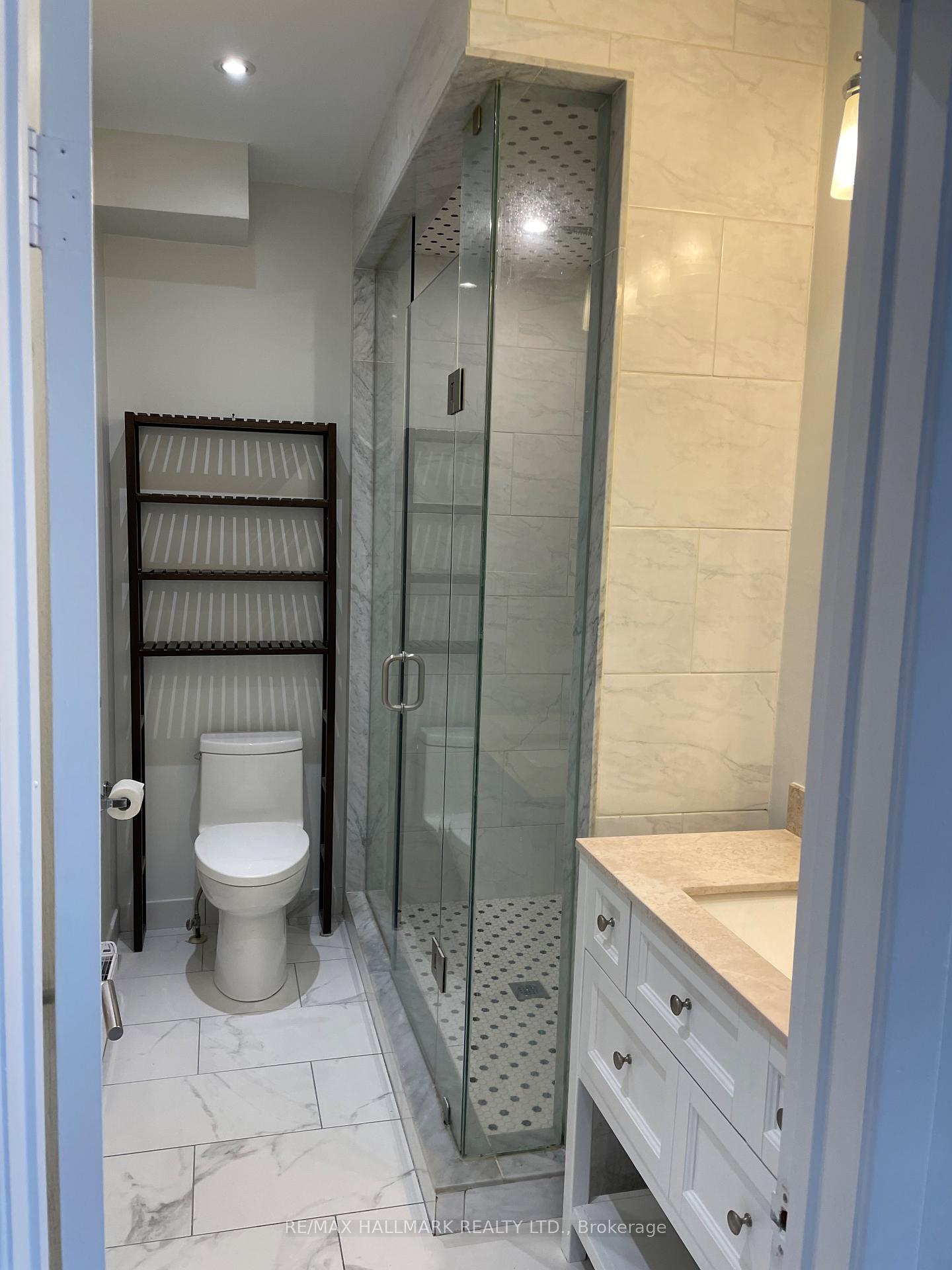 Photo 6 of Unit Main #1, 14 Rosemount Avenue, Toronto, Wychwood — HOMEH