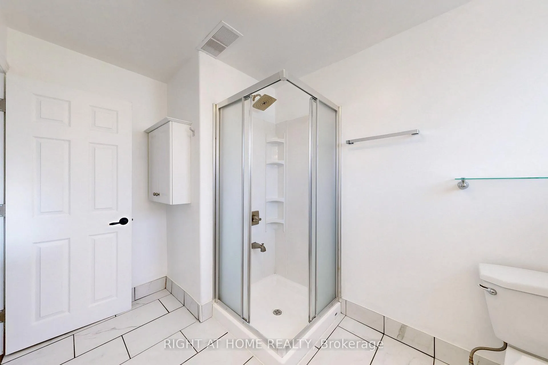 Photo 14 of Unit 2, 656 Crawford Street, Toronto, Palmerston-Little Italy — HOMEH