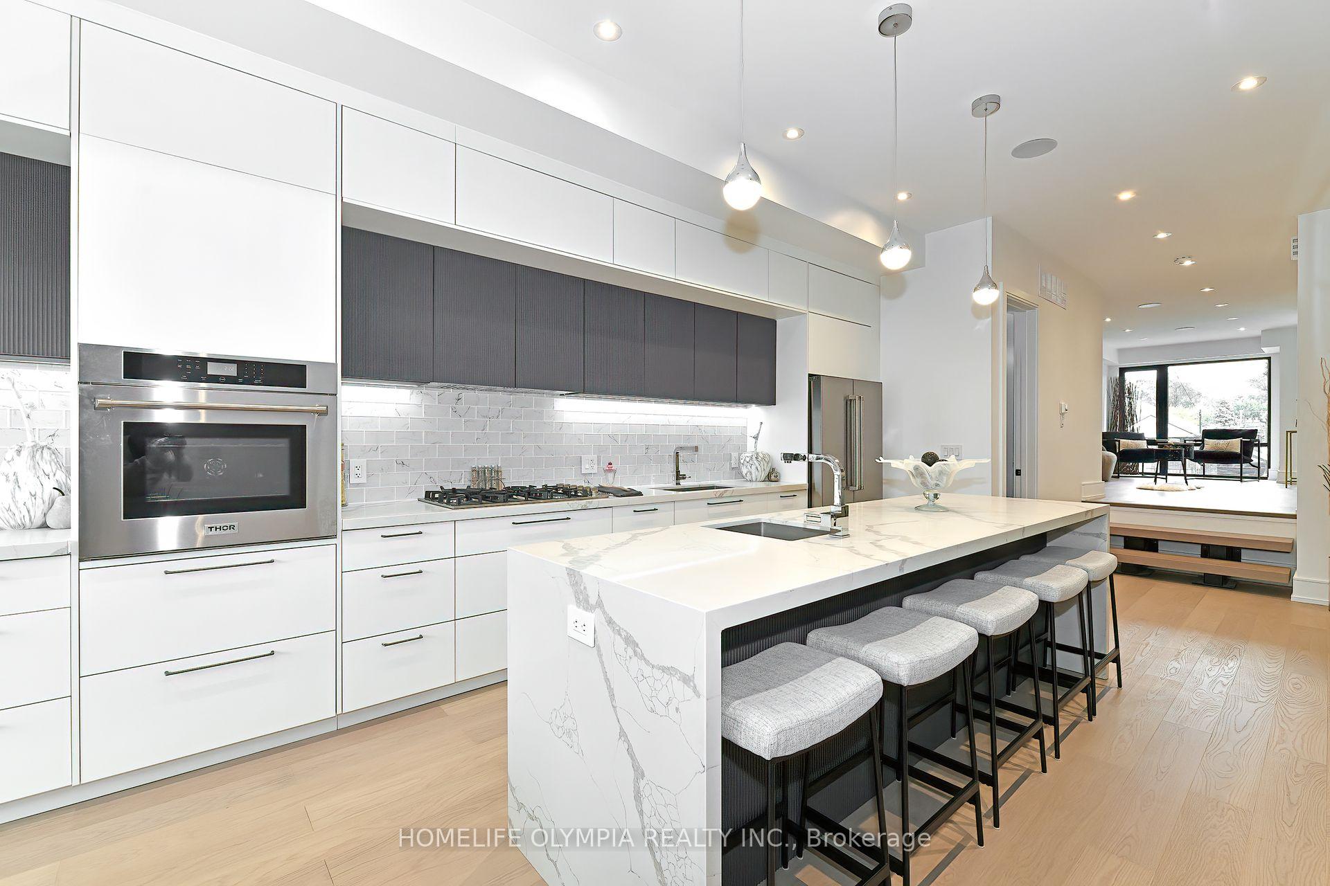 Photo 10 of 46B Leroy Avenue, Toronto, Danforth Village-East York — HOMEH