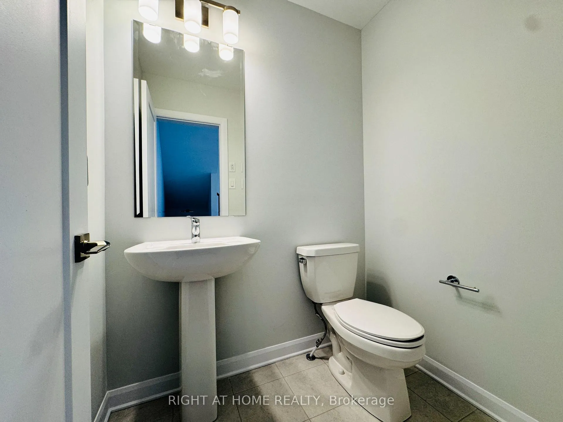 Photo 4 of 312 Clearpath Private, Ottawa, Kanata - Kanata Lakes/Heritage Hills — HOMEH