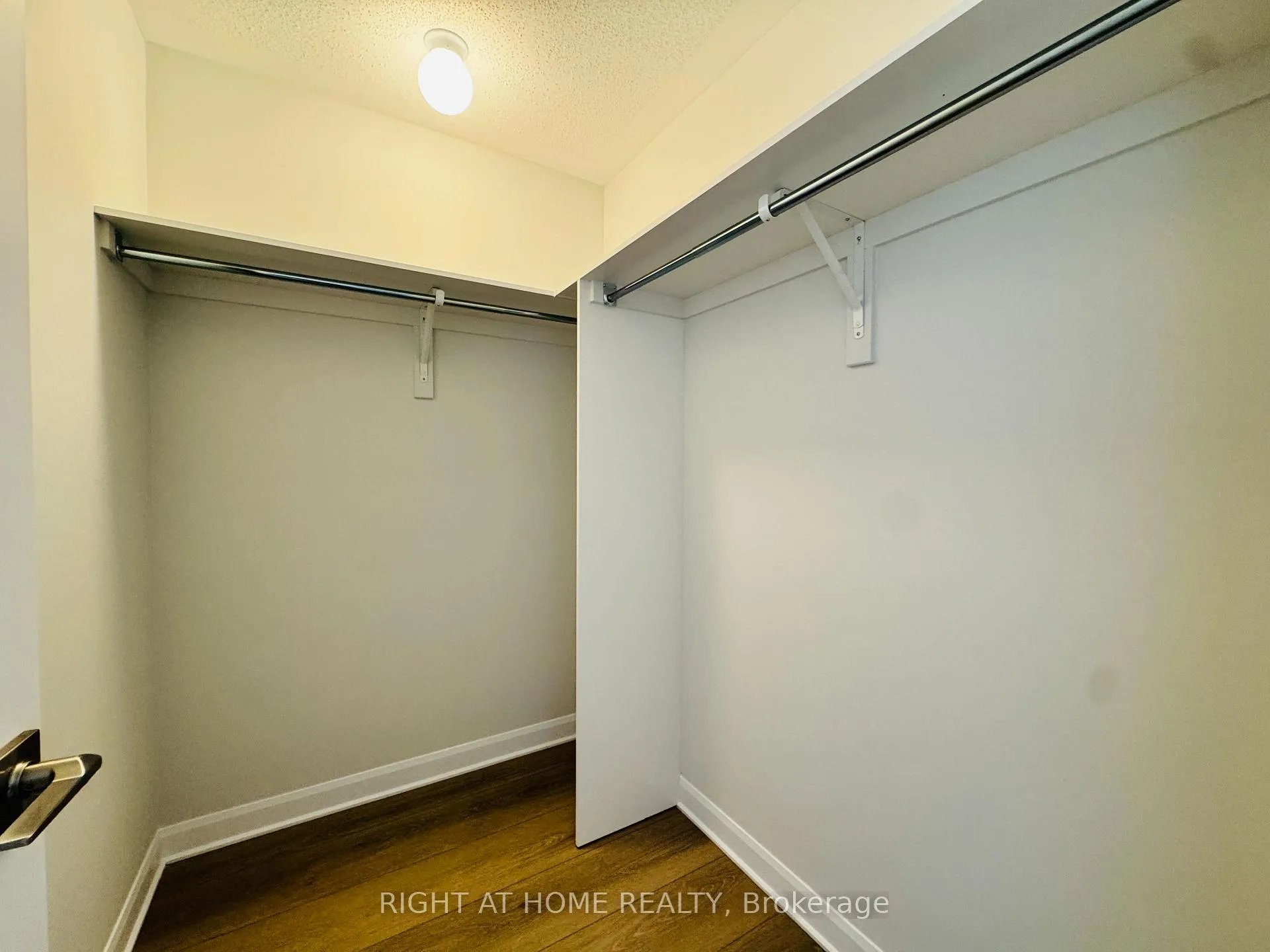 Photo 13 of 312 Clearpath Private, Ottawa, Kanata - Kanata Lakes/Heritage Hills — HOMEH