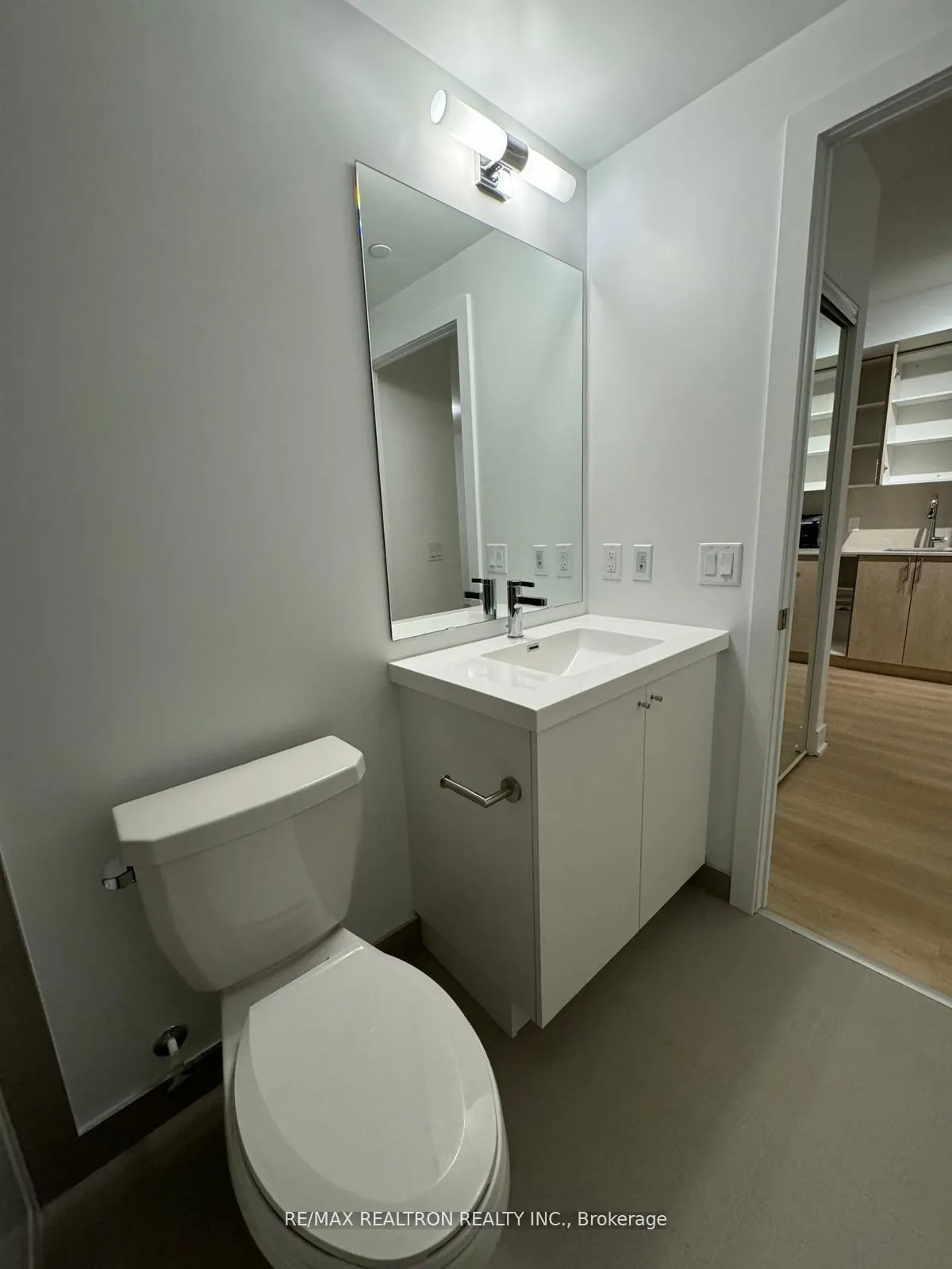 Photo 7 of Unit 338, 2545 Simcoe Street, Oshawa, Windfields — HOMEH