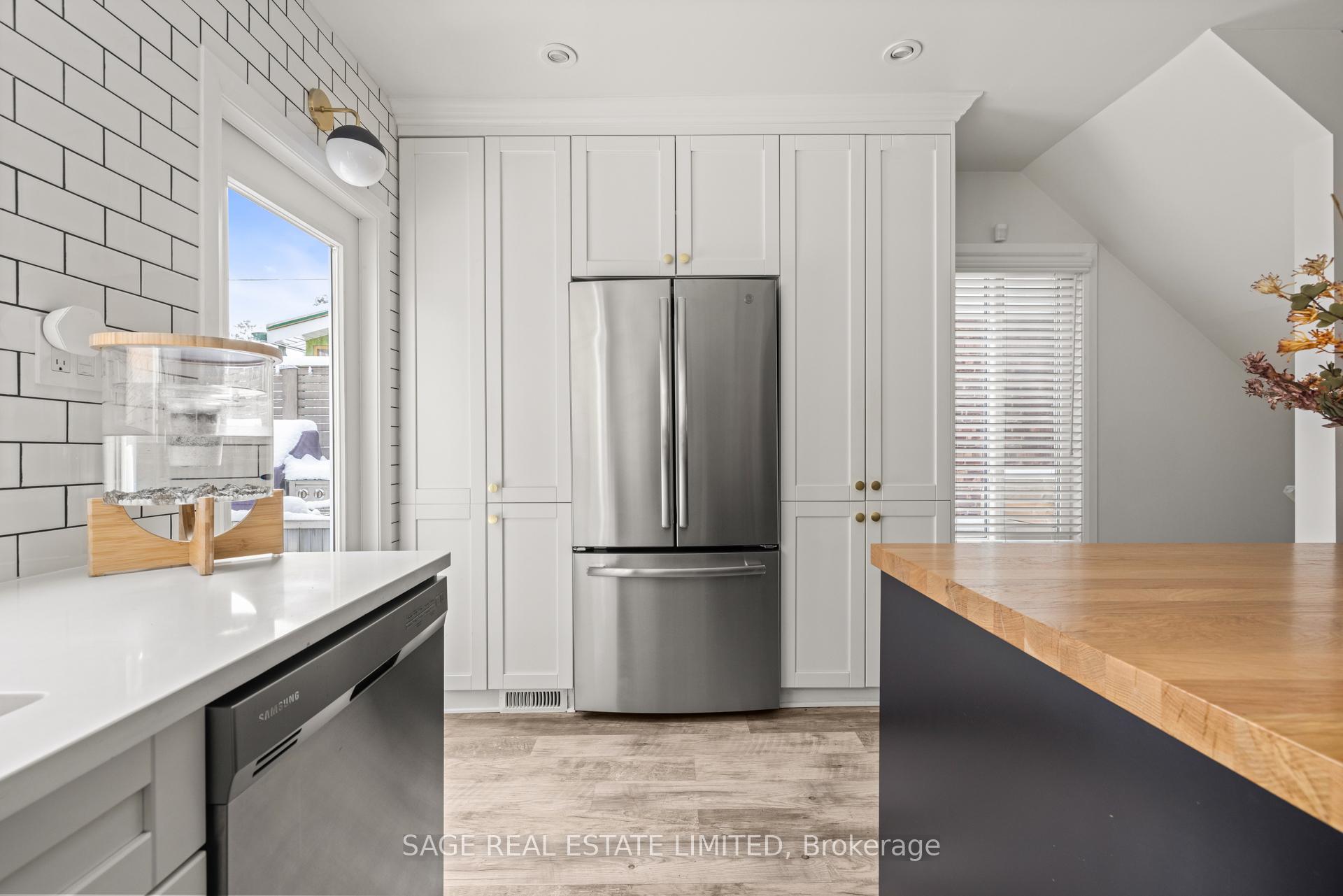 Photo 9 of 143 Westlake Avenue, Toronto, Woodbine-Lumsden — HOMEH