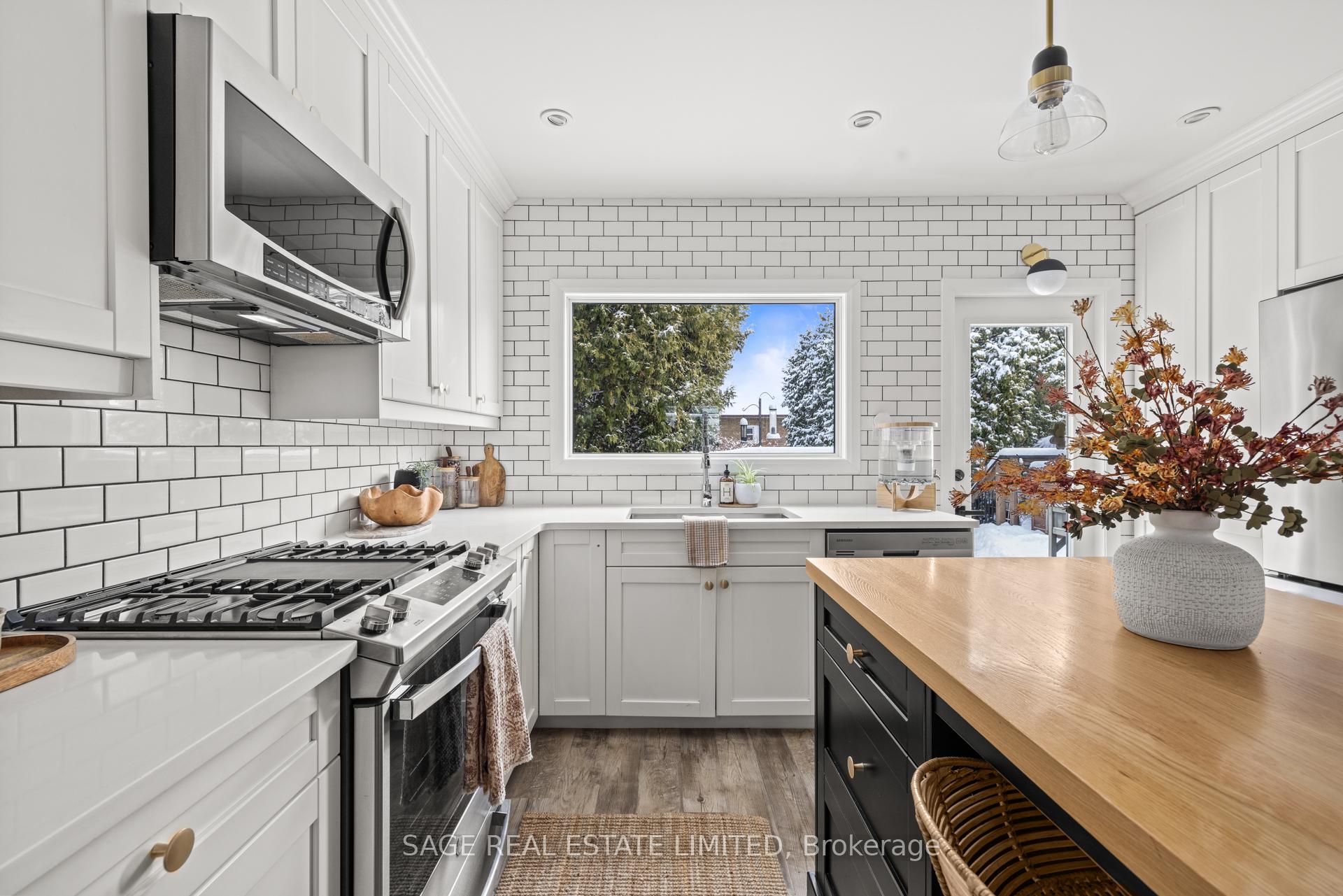 Photo 10 of 143 Westlake Avenue, Toronto, Woodbine-Lumsden — HOMEH