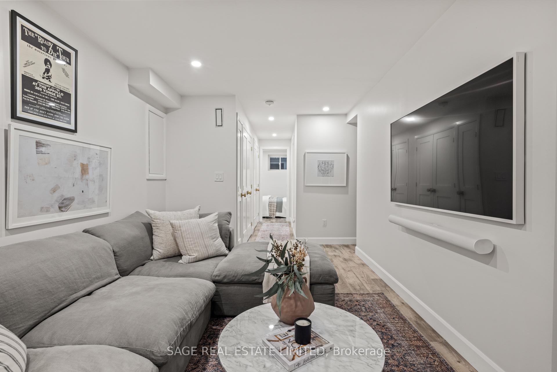 Photo 18 of 143 Westlake Avenue, Toronto, Woodbine-Lumsden — HOMEH