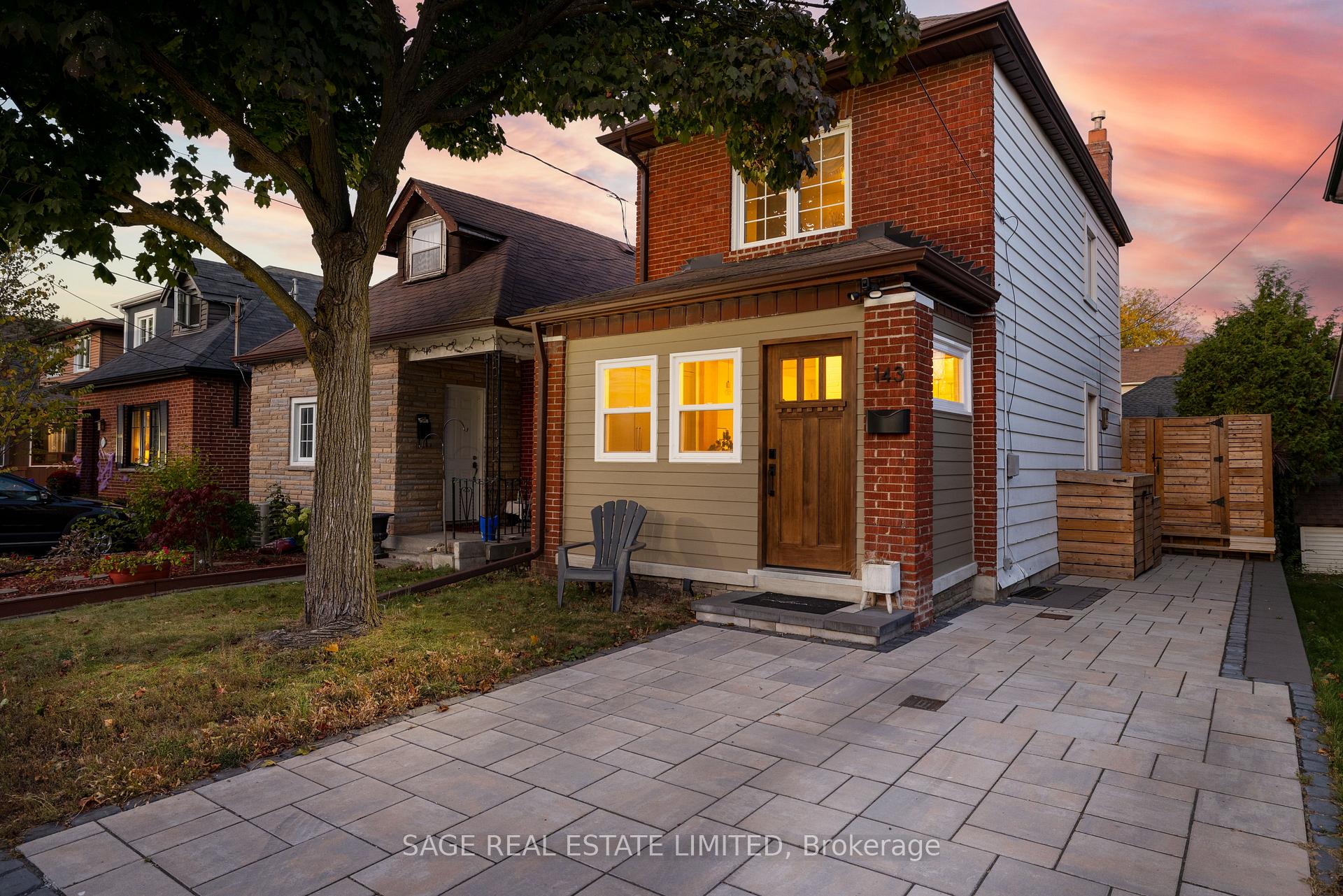 Photo 24 of 143 Westlake Avenue, Toronto, Woodbine-Lumsden — HOMEH