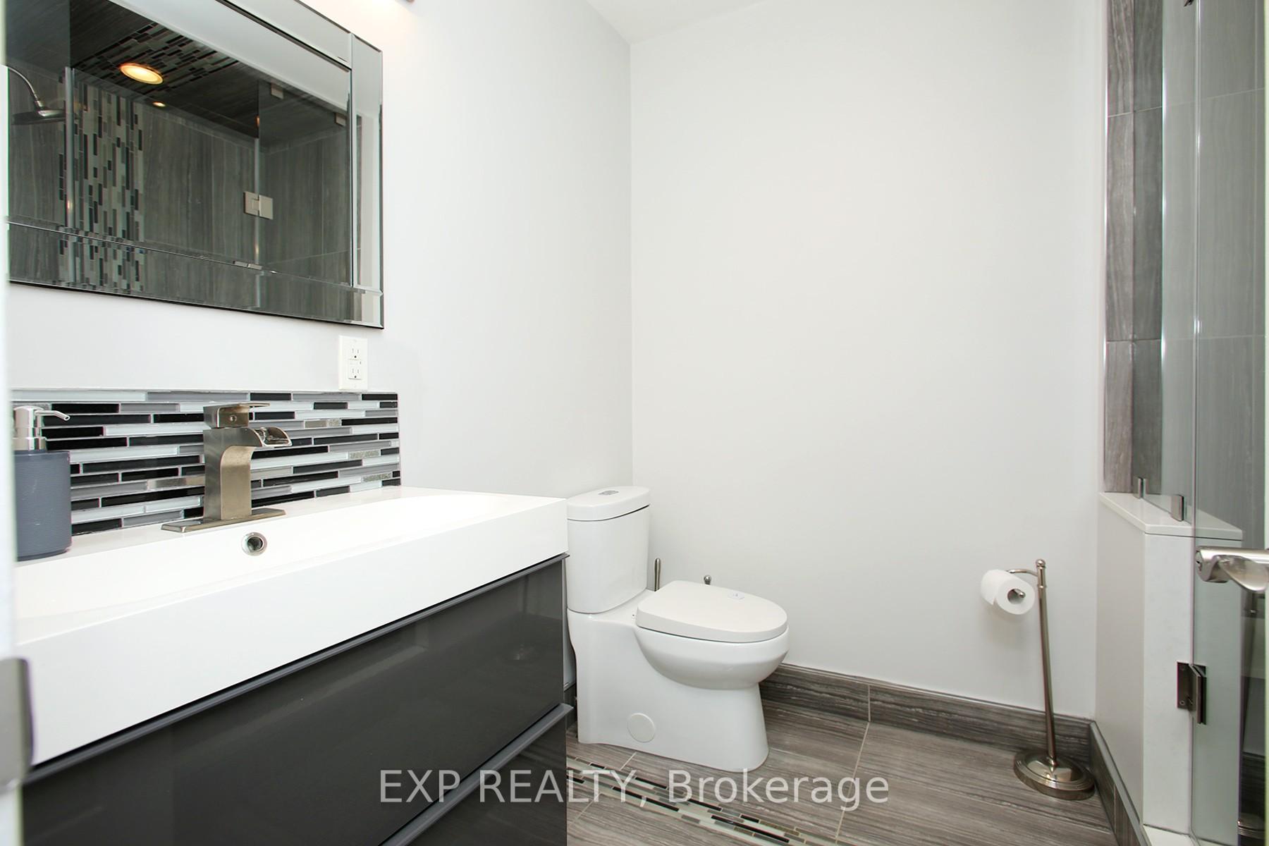 Photo 6 of 47 Chapman Avenue, Toronto, O'Connor-Parkview — HOMEH