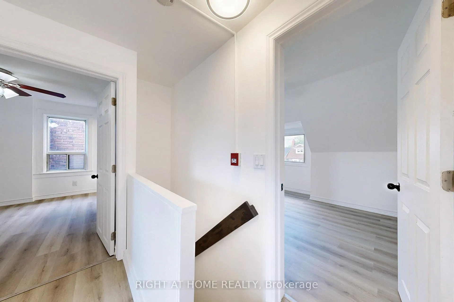 Photo 4 of Unit 3, 656 Crawford Street, Toronto, Palmerston-Little Italy — HOMEH