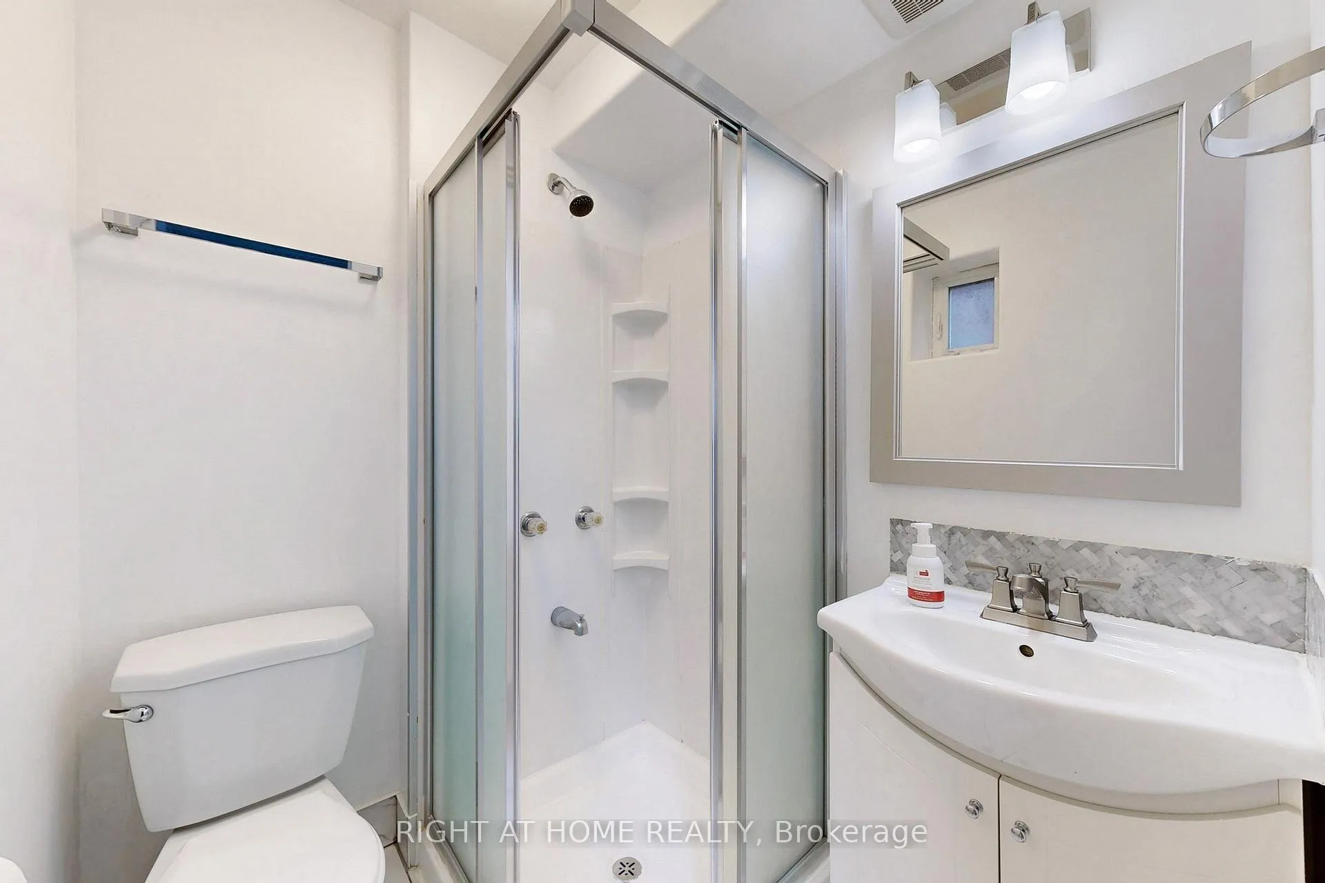 Photo 14 of Unit 3, 656 Crawford Street, Toronto, Palmerston-Little Italy — HOMEH