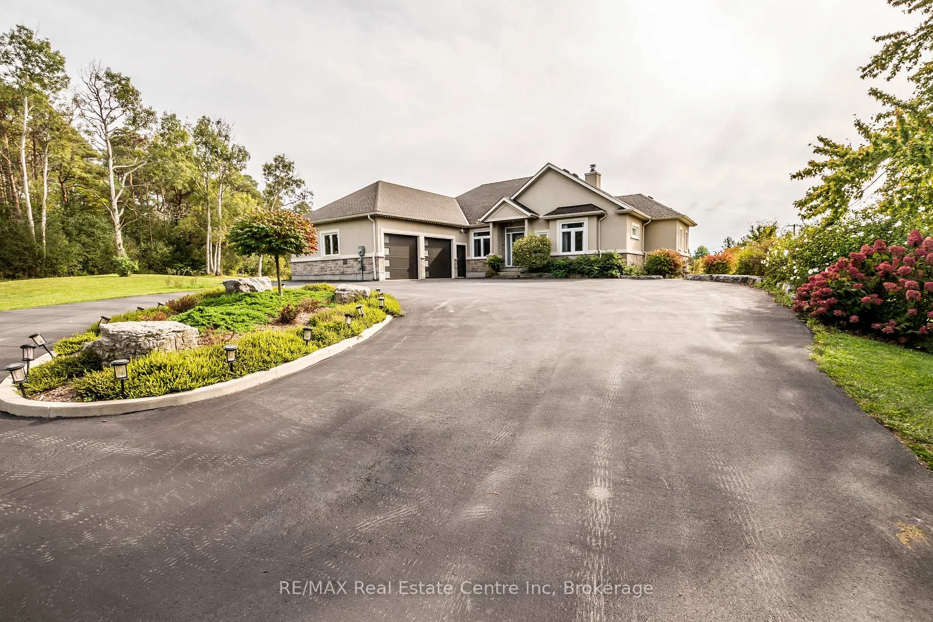 Front of 6805 Wellington Rd 34 Drive S