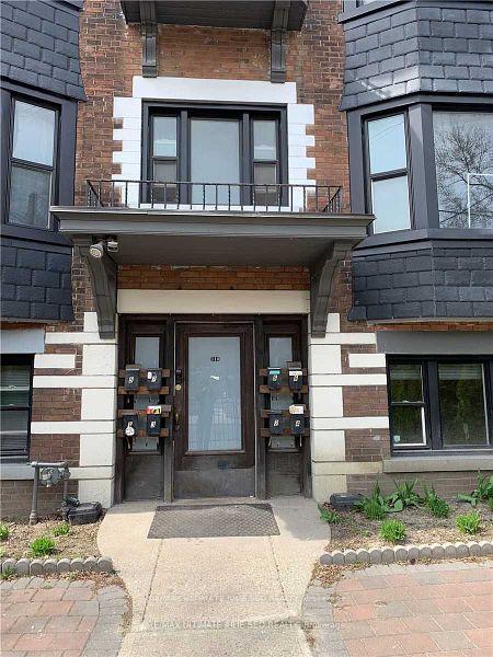 Photo 2 of Unit 2, 310 Brunswick Avenue, Toronto, The Annex — HOMEH