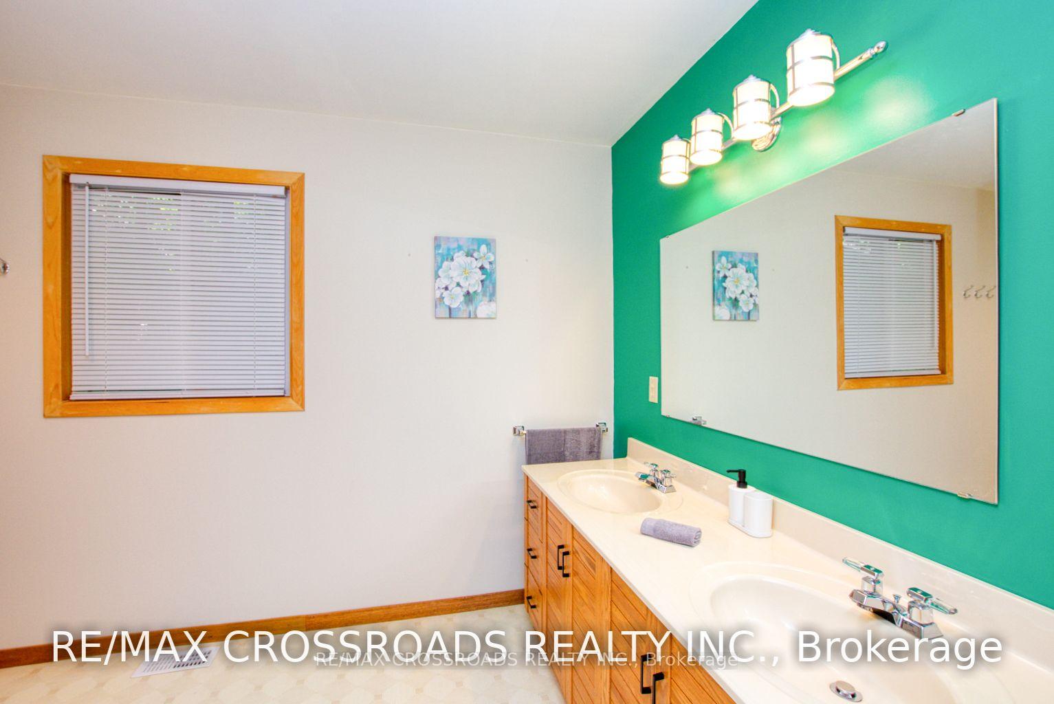 Photo 14 of 78 Forest Circle, Tiny, Lafontaine — HOMEH