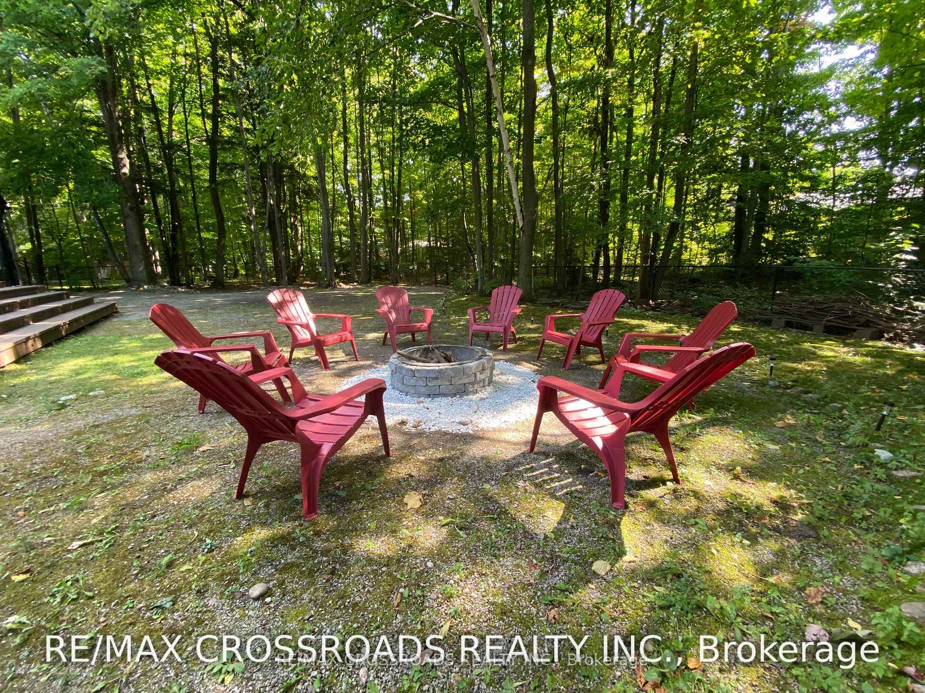 Photo 23 of 78 Forest Circle, Tiny, Lafontaine — HOMEH