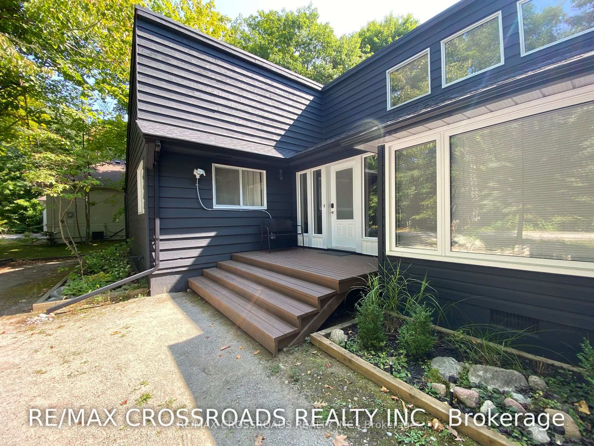 Photo 26 of 78 Forest Circle, Tiny, Lafontaine — HOMEH