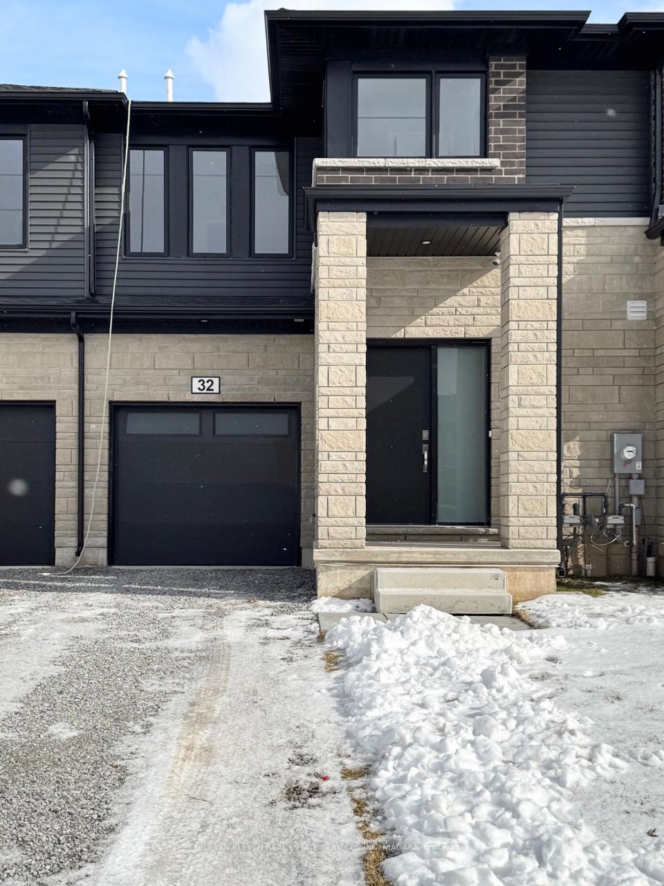 Photo 1 of 32 Whelan Court, Thorold, Hurricane/Merrittville — HOMEH
