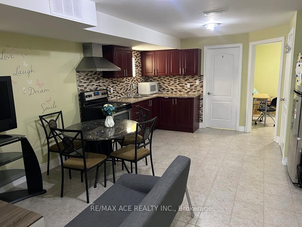 Photo 6 of Unit Bsmt, 874 Coxwell Avenue, Toronto, Danforth Village-East York — HOMEH