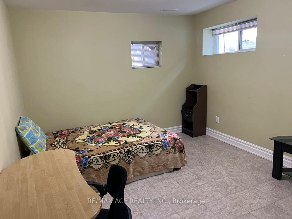 Photo 7 of Unit Bsmt, 874 Coxwell Avenue, Toronto, Danforth Village-East York — HOMEH