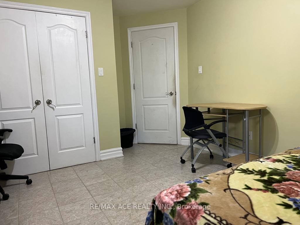 Photo 8 of Unit Bsmt, 874 Coxwell Avenue, Toronto, Danforth Village-East York — HOMEH