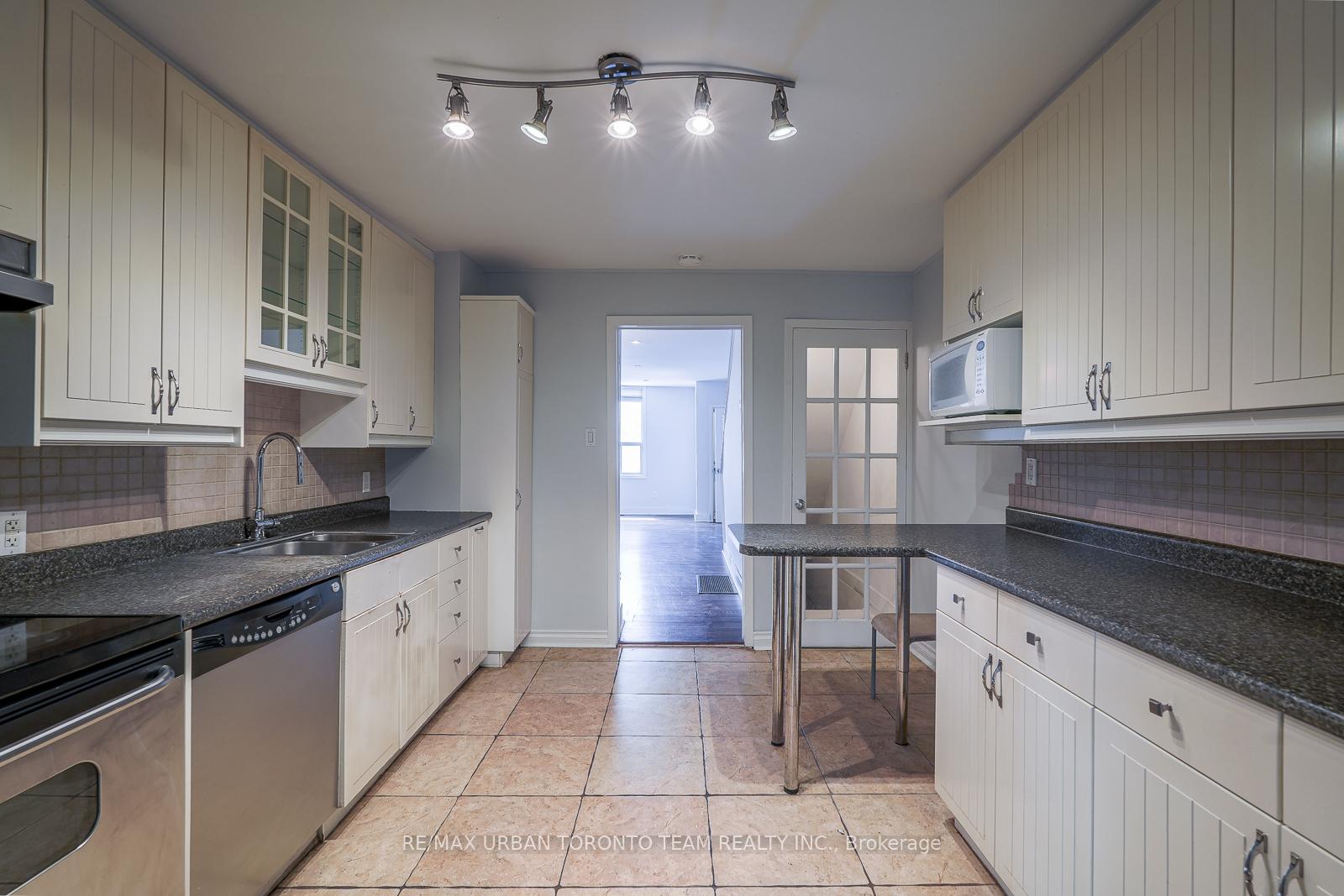 Photo 12 of Unit Room B, 880 Dundas Street, Toronto, South Riverdale — HOMEH