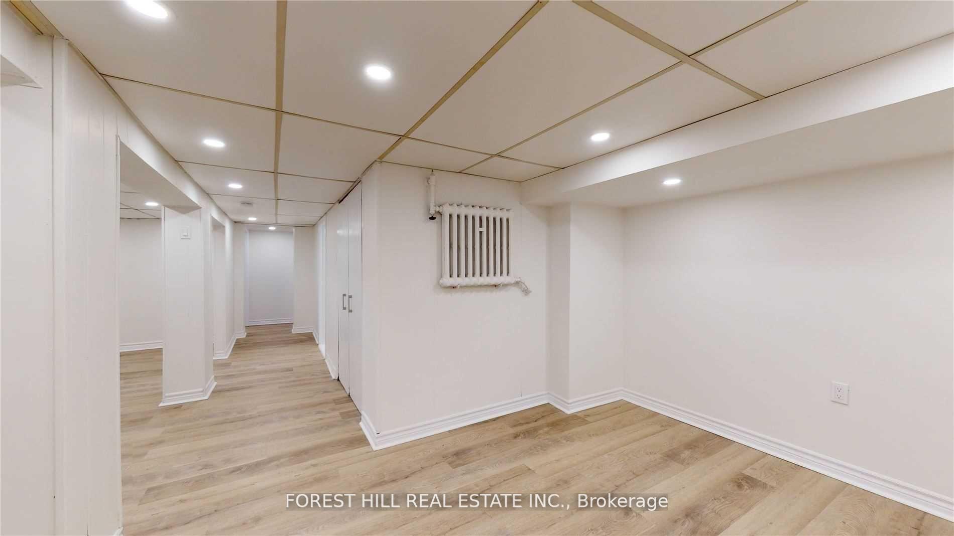 Photo 23 of 383 O'connor Drive, Toronto, East York — HOMEH